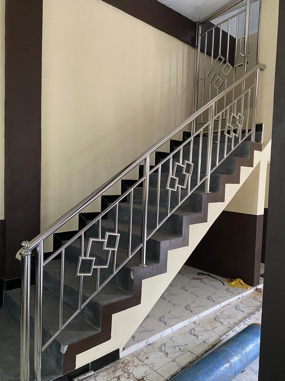 Railing Tangga Stainless